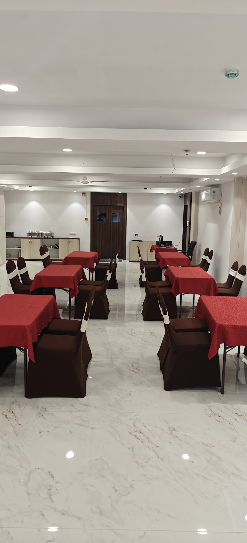 The Rosewood (Berries Group of Hotels) - The Rosewood (Berries Group of Hotels) 95/3 A, Hazra Rd, Hazra, Bhowanipore, Kolkata, West Bengal 700026, India
