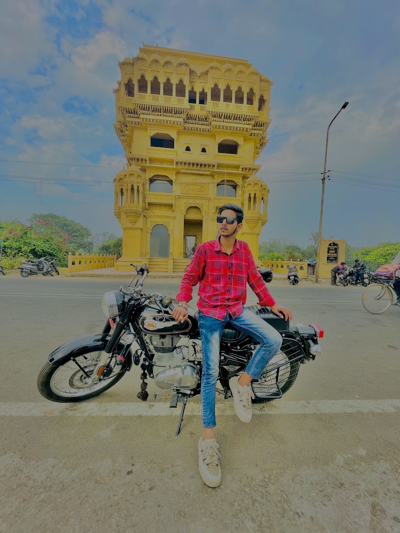 Swarna Mahal - Swarna Mahal 5VP2+GJ6, Chatra Vilas Garden, Nayapura, Kota, Rajasthan 324001, India