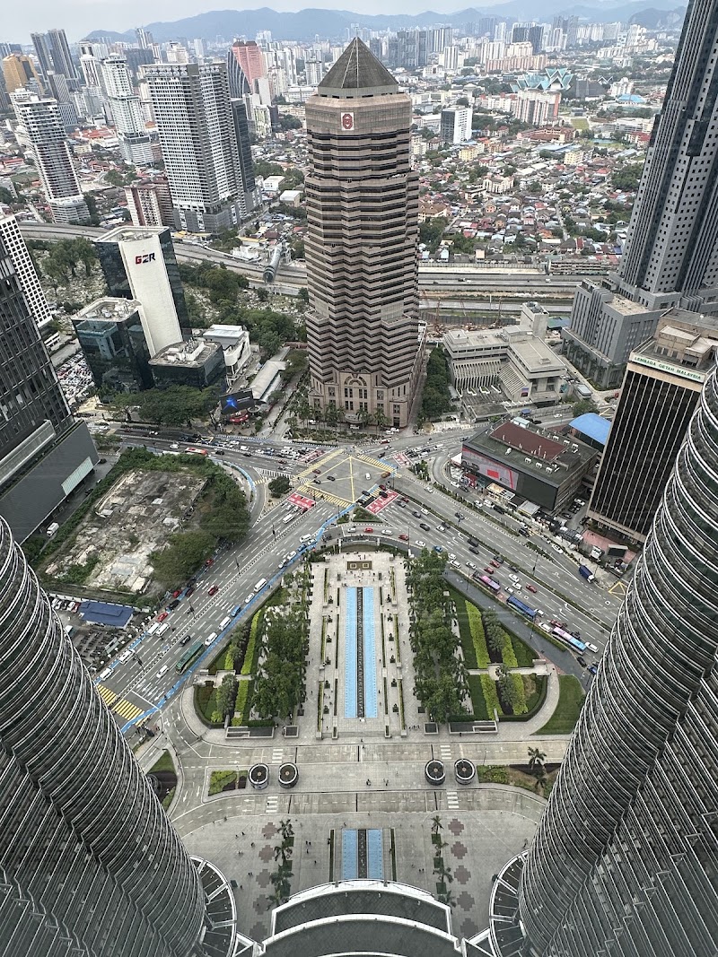 PETRONAS Tower 2 - PETRONAS Tower 2 Jln Ampang, Kuala Lumpur City Centre, 50088 Kuala Lumpur, Wilayah Persekutuan Kuala Lumpur, Malaysia
