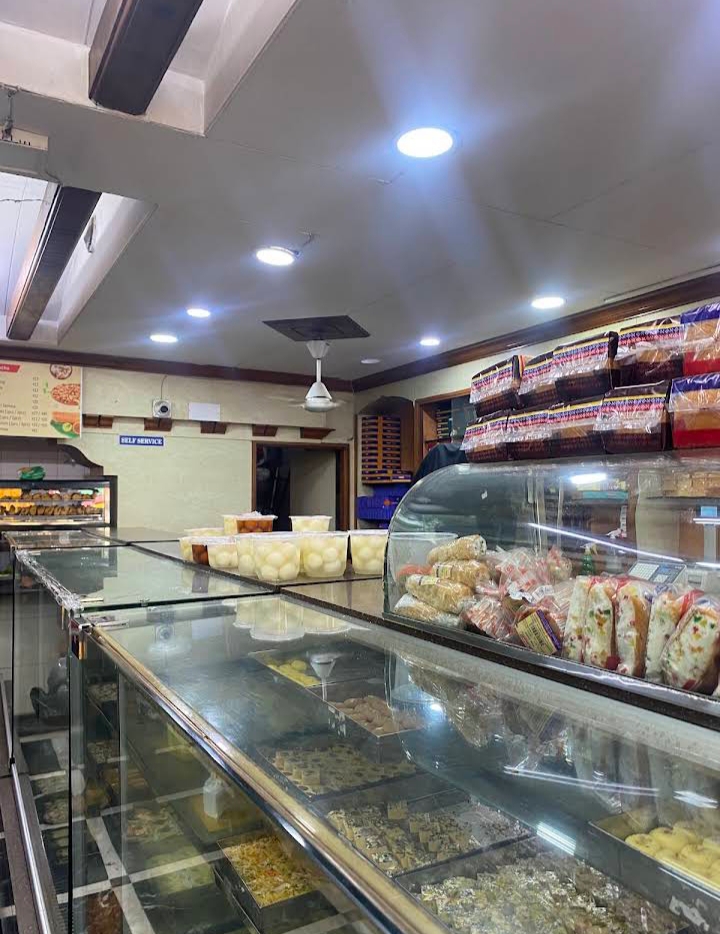 Piplani Sweets Goushala Bargarh - Piplani Sweets Goushala Bargarh Old Asian Hwy 46, Bargarh, Odisha 768028, India