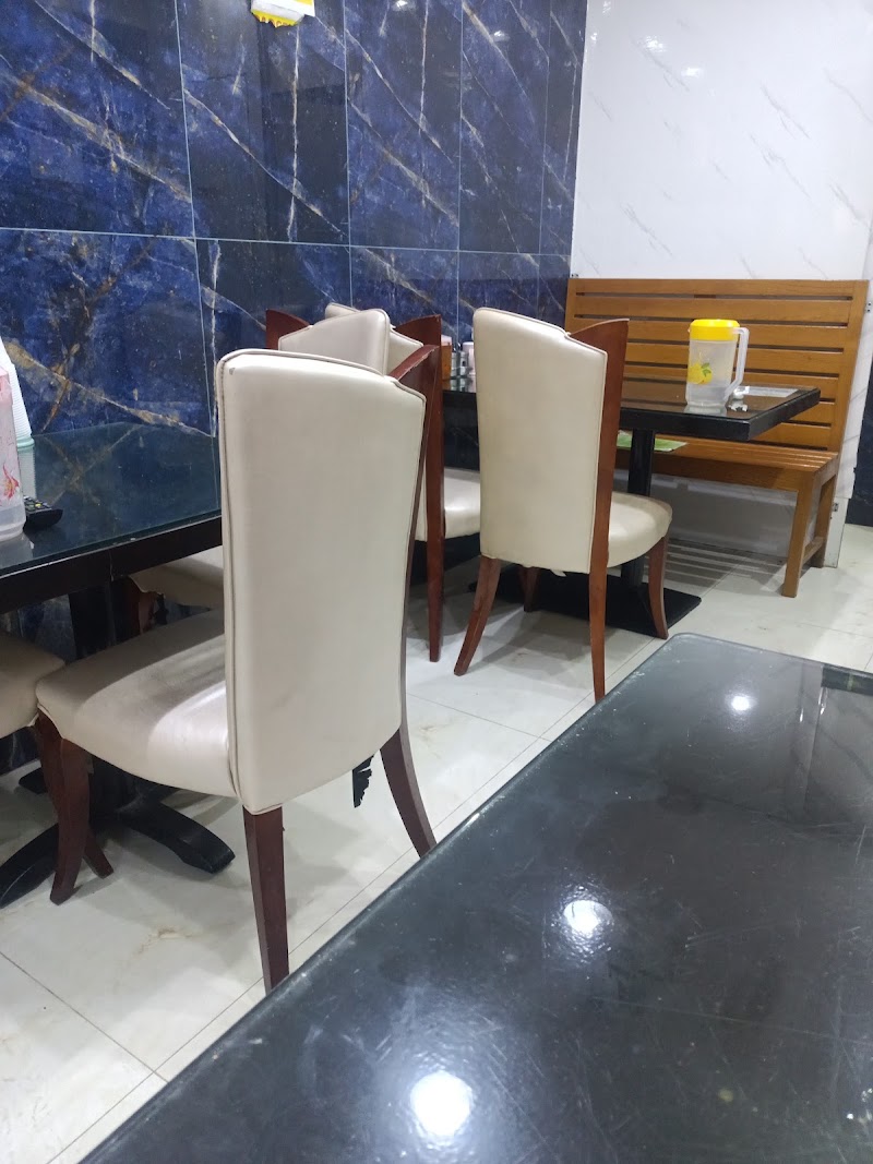 BHAGAT TARACHAND RESTAURANT L.L.C - BHAGAT TARACHAND RESTAURANT L.L.C Baharna Building - Shop no. 13/14 - opp. Astoria Hotel Meena Bazar - Bur Dubai - Al Souq Al Kabeer - Dubai - United Arab Emirates