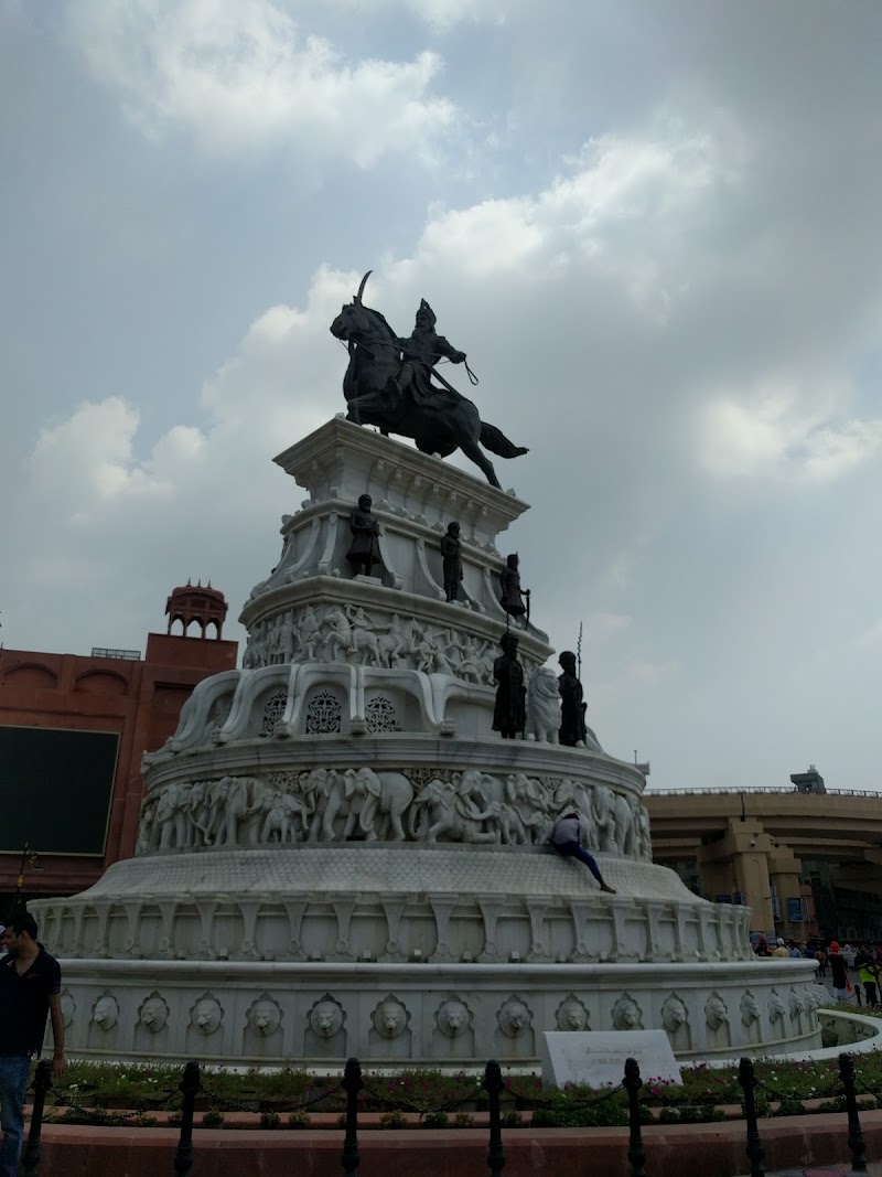 Golden Temple Road - Golden Temple Road, Golden Temple Rd, Atta Mandi, Katra Ahluwalia, Amritsar Cantt., Punjab 143006, India