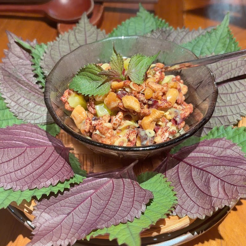 Dana Vegan House - Nhà Chay Dana - Dana Vegan House - Nhà Chay Dana 12 P. Đông Thái, Hàng Buồm, Hoàn Kiếm, Hà Nội 100000, Vietnam