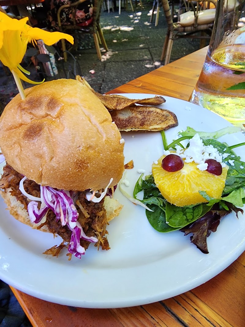 Frog City Cafe - Frog City Cafe 315 Linden Ave, Kaleden, BC V0H 1K0, Canada