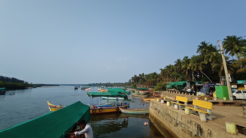 Tarkarli Water Sport Point - Tarkarli Water Sport Point, 2F4V+HGV, Karli, Maharashtra 416606, India