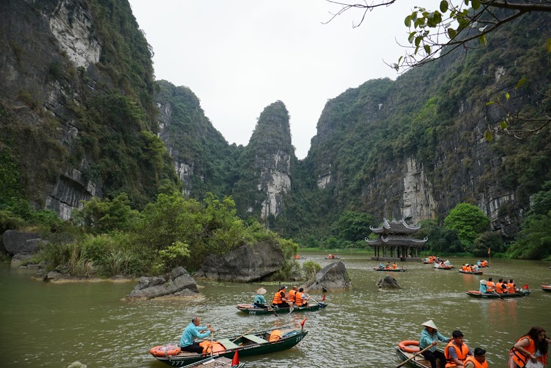 Ninh Binh Tourist Center Vietnam (Visit by appointment only) - Ninh Binh Tourist Center Vietnam (Visit by appointment only), 30, lane 96 Trịnh Tú, street, Hoa Lư, Ninh Bình 430000, Vietnam