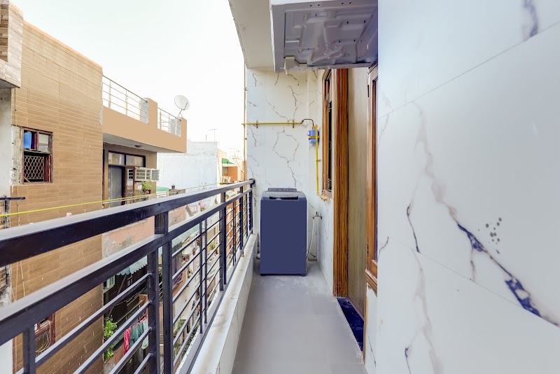 Vale Stays - Vale Stays 3, 89, Street Number 9, Mahavir Enclave I, Mahavir Enclave Part 1, Mahavir Enclave, New Delhi, Delhi, 110045, India
