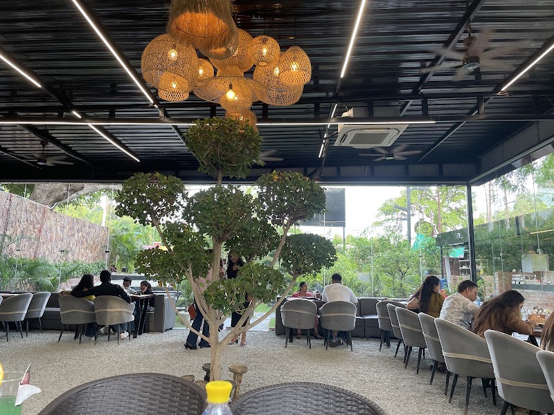 THE GROVE vns - THE GROVE vns, The Mall Rd, Varanasi cantonment, Varanasi, Uttar Pradesh 221002, India