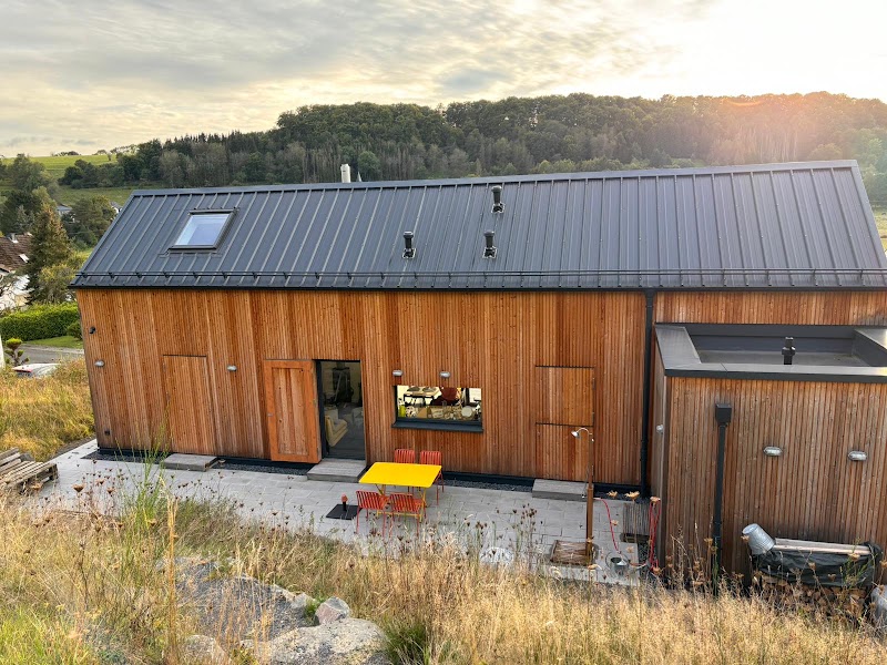 eifelhausaufzeit | Eifel | Vulkaneifel | ökologisches Wellness-Ferienhaus I Sauna, Kamin, Außendusche - eifelhausaufzeit | Eifel | Vulkaneifel | ökologisches Wellness-Ferienhaus I Sauna, Kamin, Außendusche, Römerstraße 10, 54552 Immerath, Germany