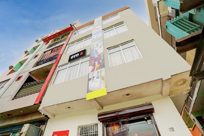 OYO Hotel Luxury Blu In