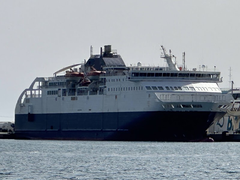 DFDS | Portsmouth - DFDS | Portsmouth Harbour Offices Continental Ferryport, George Byng Way, Portsmouth PO2 8SP, UK