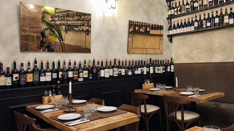 La tenda rossa - La tenda rossa Via dei Magazzini, 4, 50122 Firenze FI, Italy