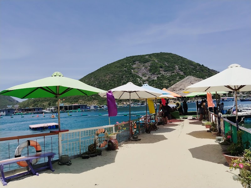 Robinson Beach Nha Trang - Robinson Beach Nha Trang Đảo Hòn Tre, Nha Trang, Khánh Hòa 650000, Vietnam
