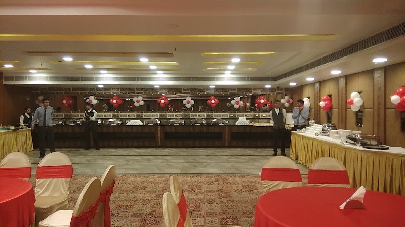 Hotel IVY - Hotel IVY Ring Road No. 1, Priyadarshini Nagar Colony, Pachpedi Naka, Raipur, Tikrapara, Chhattisgarh 492001, India