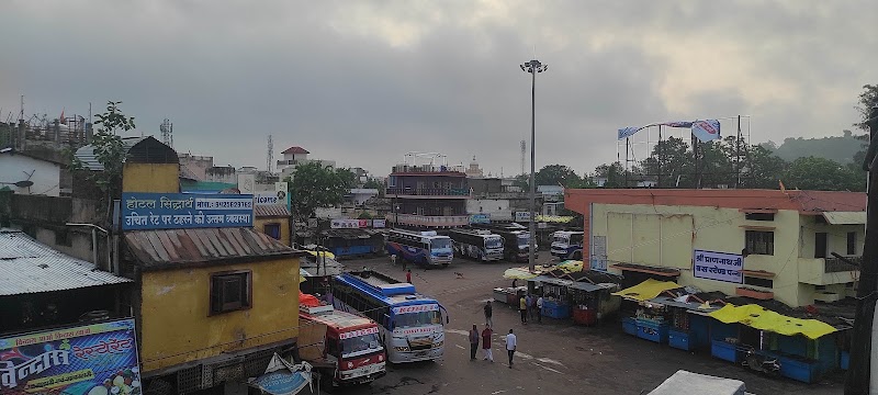 Panna Bus Stand - Panna Bus Stand, Benisagar Mohalla, Panna, Madhya Pradesh 488001, India
