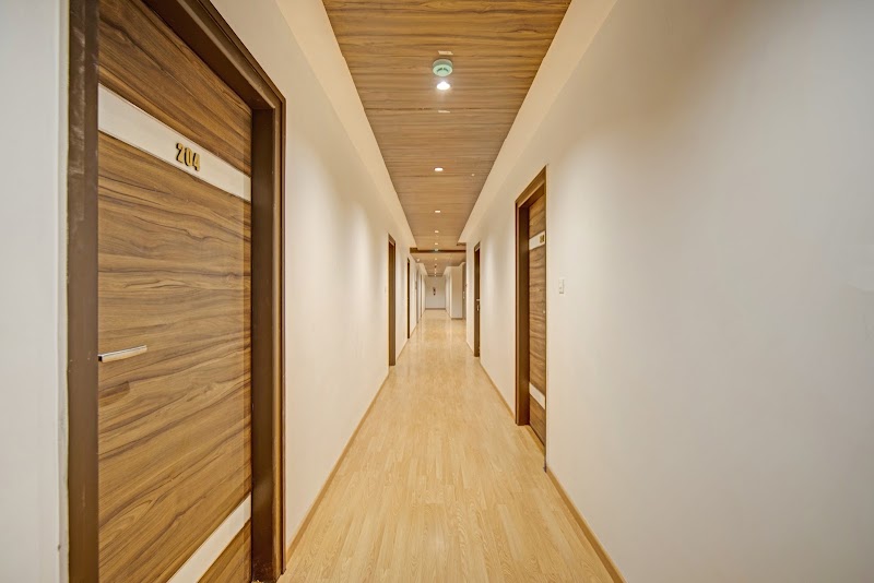 UPAR Hotels T Nagar - UPAR Hotels T Nagar 13, Gopalakrishna St, T. Nagar, Chennai, Tamil Nadu 600017, India