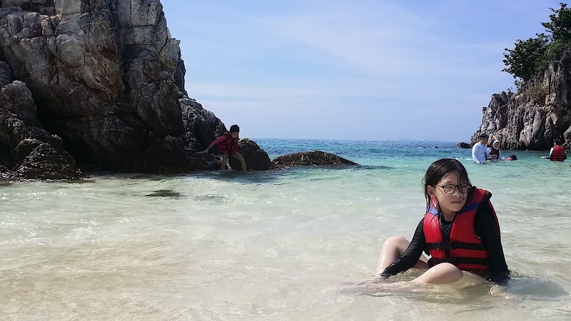 Phuket Island Hopping - Phuket Island Hopping 29/12 Moo 1., Theppathan Road, Rassada, Muang Phuket, Phuket 83000, Thailand