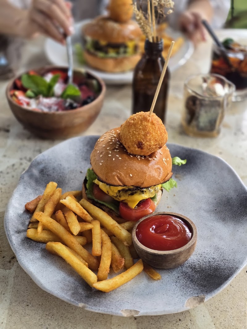 Penny Lane - Penny Lane Jl. Munduk Catu No.9, Canggu, Kec. Kuta Utara, Kabupaten Badung, Bali, Indonesia