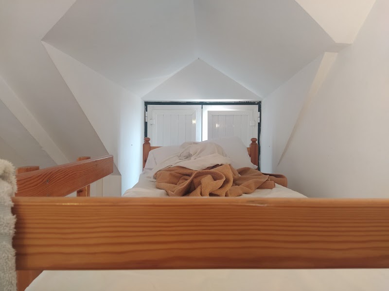 Oasis Backpackers Hostel Lisbon -Coliving & Coworking - Oasis Backpackers Hostel Lisbon -Coliving & Coworking R. de Santa Catarina 24, 1200-402 Lisboa, Portugal