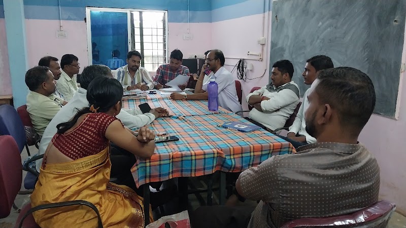 markeli high school - markeli high school, 8Q7X+P7, Kande, Ghontiya, Chhattisgarh 491229, India