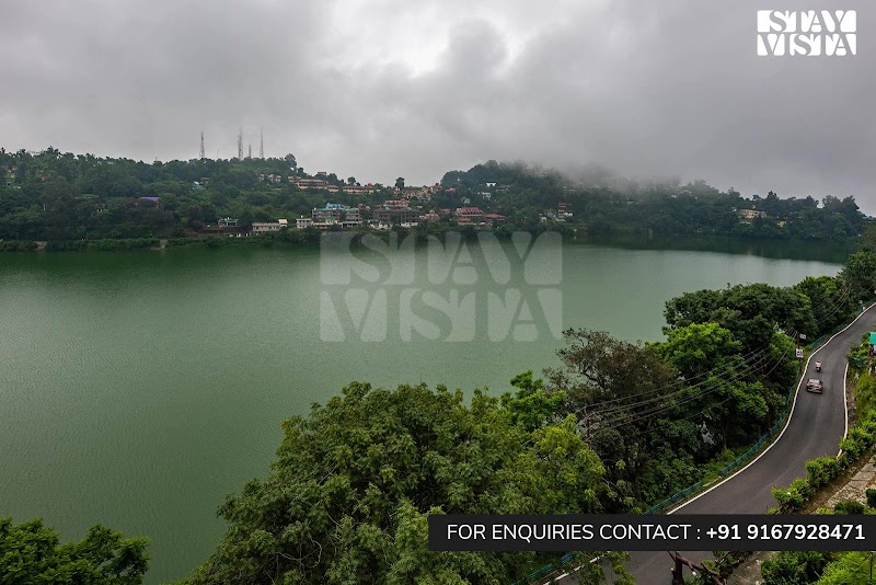 StayVista Villa - StayVista Villa Ward No. 15, June Estate, Bhimtal, Fatehpur Range, Uttarakhand 263126, India