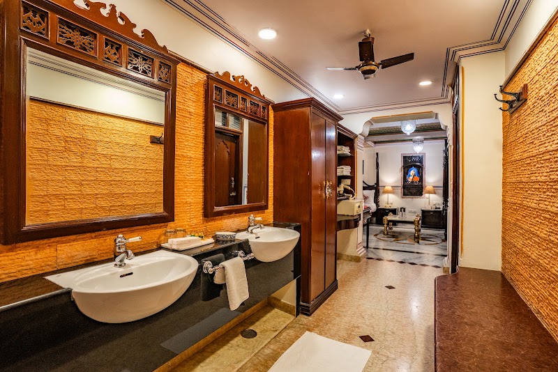Umaid Bhawan-A Royal Heritage Style Boutique Hotel - Umaid Bhawan-A Royal Heritage Style Boutique Hotel D1-2A, Via Bank Road, behind Collectorate, Meera Marg, Bani Park, Jaipur, Rajasthan 302016, India