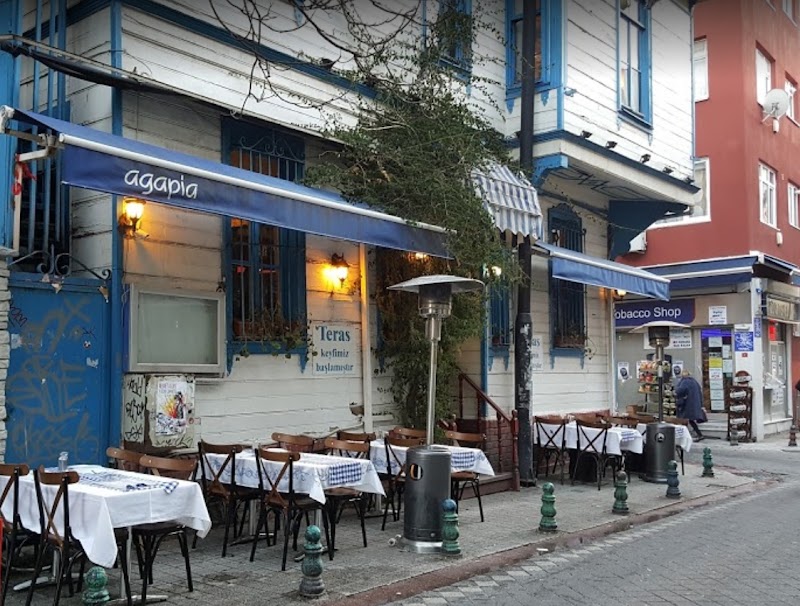 Agapia Kadıköy Meyhanesi