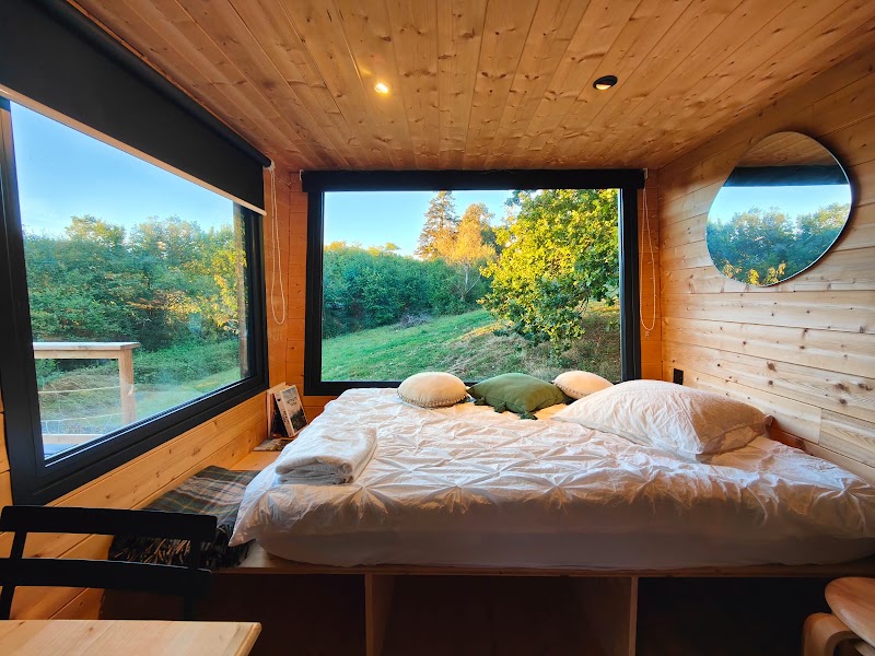 MOOSE Tiny house Chaumes Hébergement en Auvergne - MOOSE Tiny house Chaumes Hébergement en Auvergne Les Chaumes, 63230 Saint-Jacques-d'Ambur, France