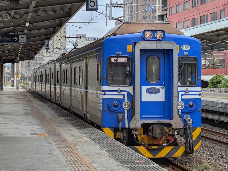 North Hsinchu Station - North Hsinchu Station, East District, Hsinchu City, Taiwan 300
