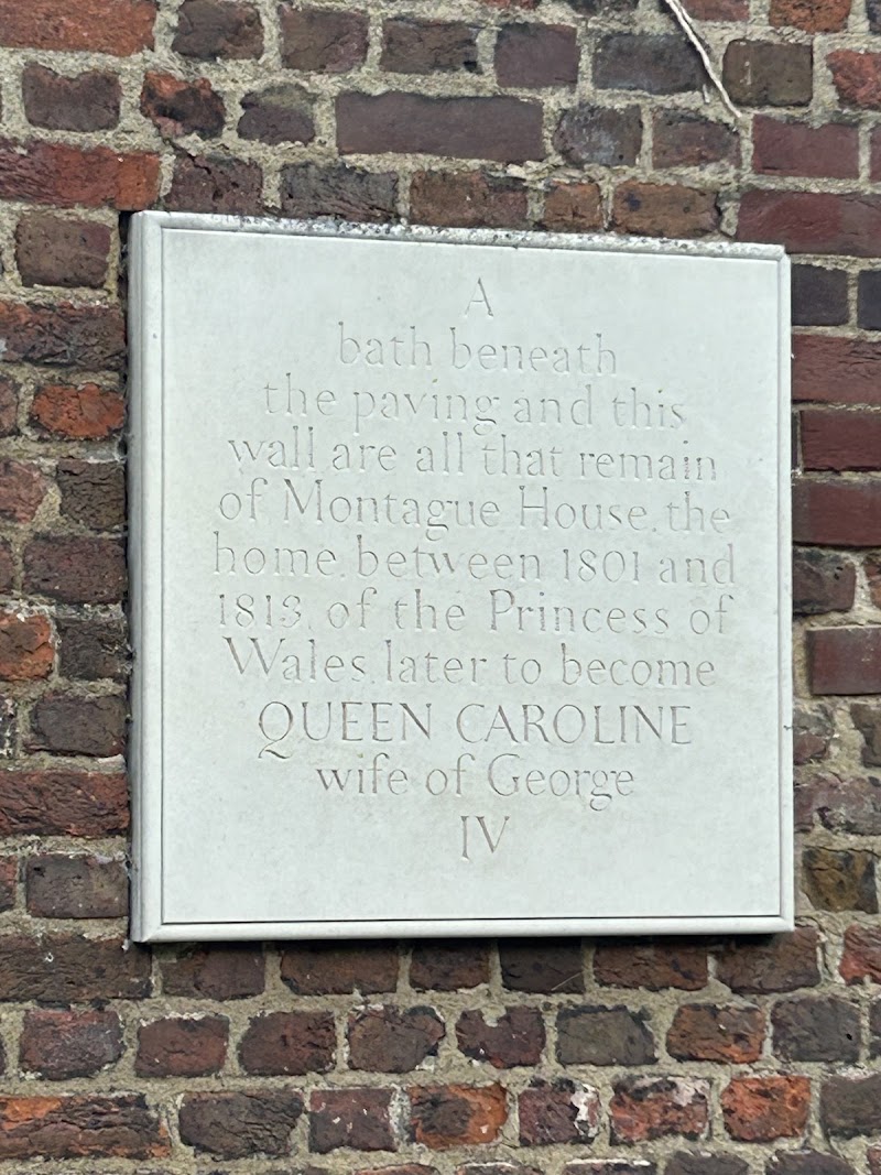 Queen Caroline's Bath - Queen Caroline's Bath London SE10 8QX, UK