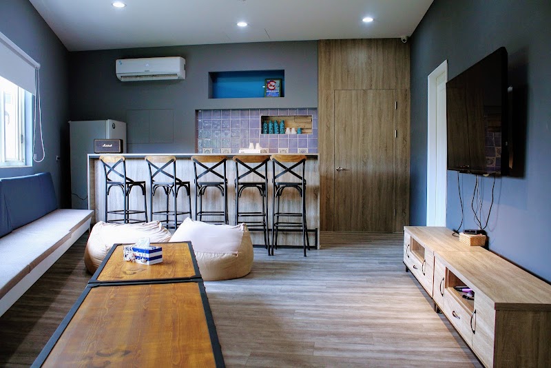 自由空間旅宿 freezone hostel - 自由空間旅宿 freezone hostel 929, Taiwan, Pingtung County, Liuqiu Township, Benfu Village, Zhongshan Rd, 51-5號2樓