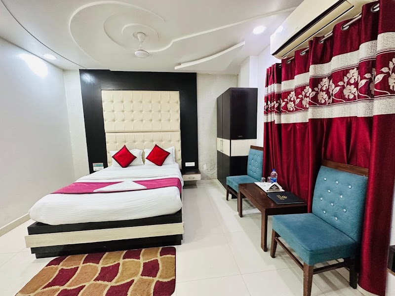 Hotel Golden Tulip, Purnea - Hotel Golden Tulip, Purnea, near Bus Stand, beside Four Star Movie Theater, Mehboob Khan Tola, Purnia, Bihar 854301, India