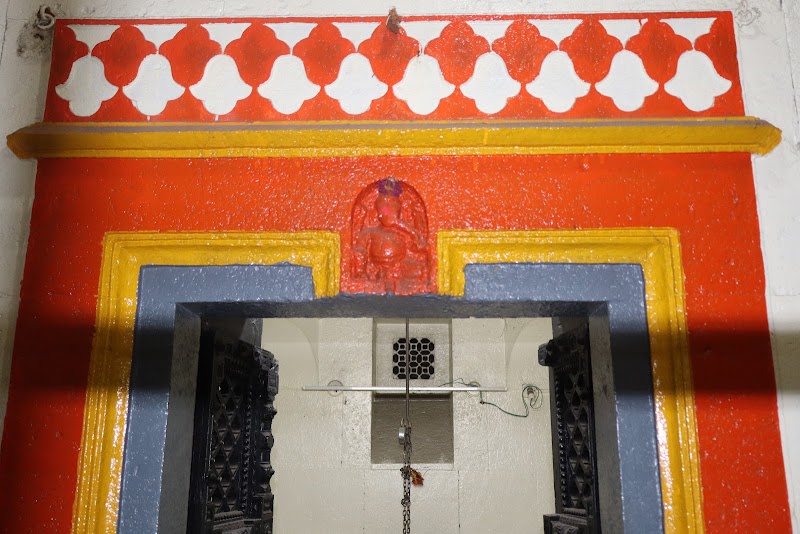 Shri Krushneshwar Mahadev Mandir - Shri Krushneshwar Mahadev Mandir 1302, Sadashiv Peth Rd, Nagnath Par, Perugate, Sadashiv Peth, Pune, Maharashtra 411030, India