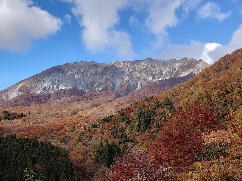 Daisen - Daisen Daisen, Saihaku District, Tottori 689-3318, Japan