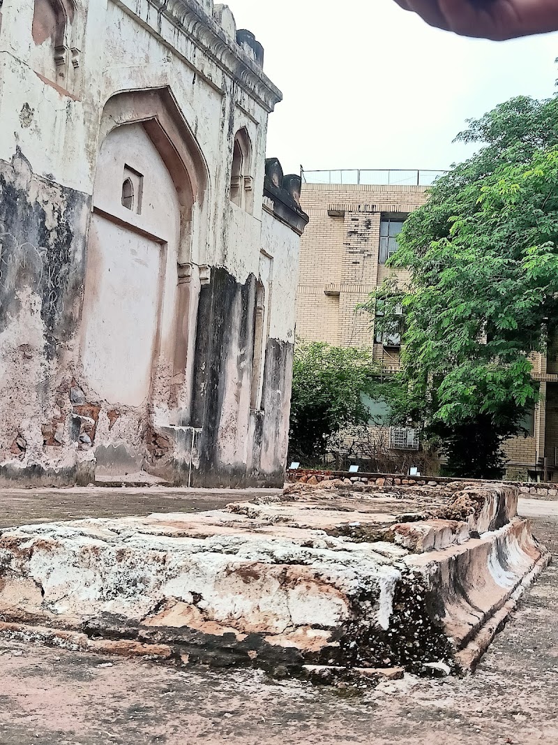 Chhoti Gumti - Chhoti Gumti K, 40, Block K, Green Park, New Delhi, Delhi 110016, India