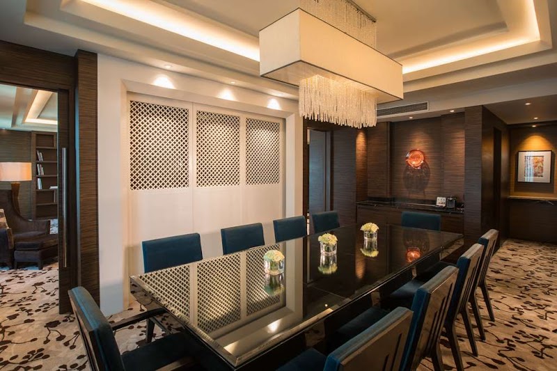 Radisson Blu Hotel, Cebu - Radisson Blu Hotel, Cebu, Serging Osmena Boulevard, Corner Pope John Paul II Ave, Cebu City, 6000 Cebu, Philippines