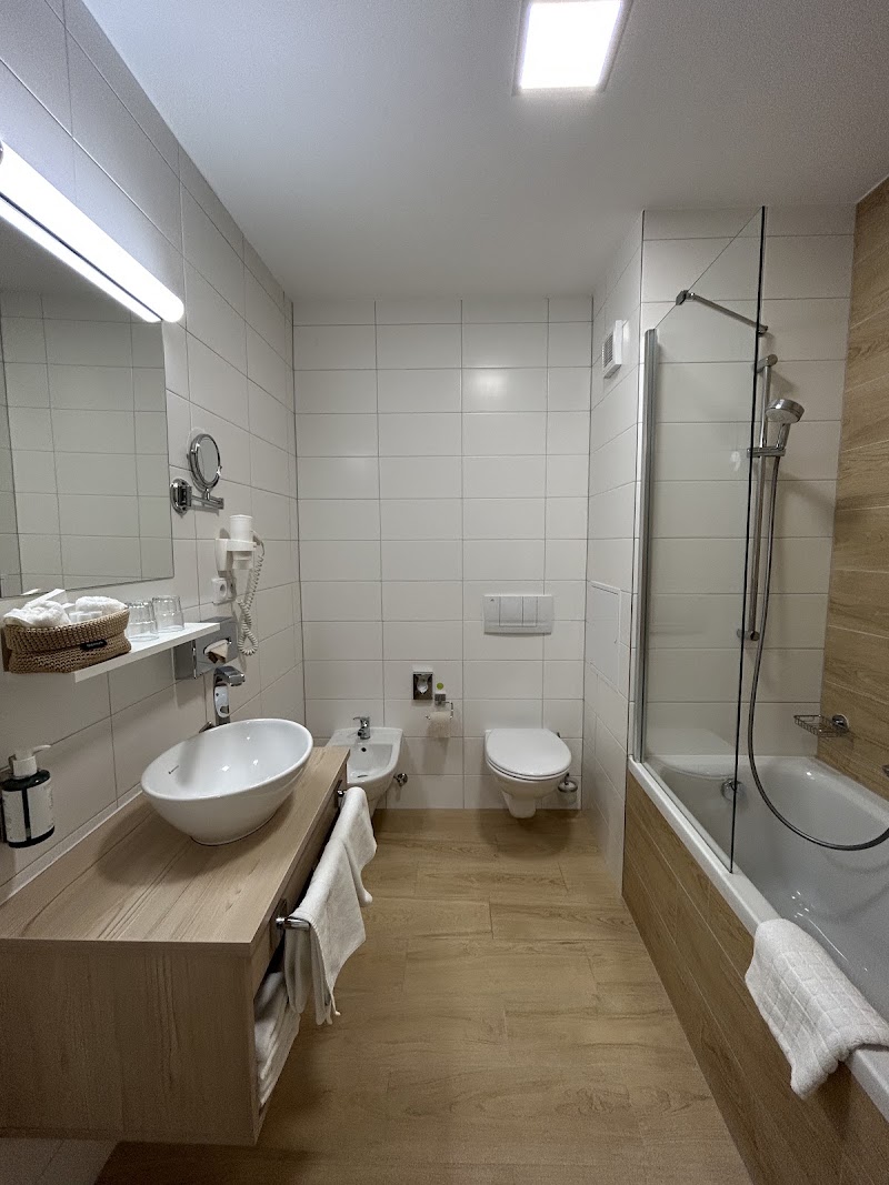 ASTORIA Hotel & Medical Spa - ASTORIA Hotel & Medical Spa, Vřídelní 92/21, 360 01 Karlovy Vary-Karlovy Vary 1, Czechia