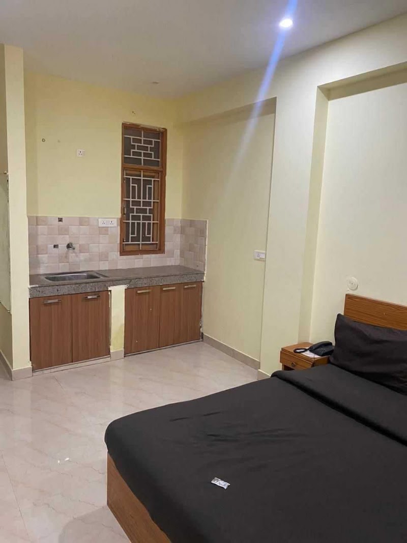 Hotel O by OYO Devansh Inn - Hotel O by OYO Devansh Inn Plot No- 04 , Pocket -07, Near Ramphal chock, Ramphal Chowk, Pocket 2, Block E, Sector - 07, Dwarka, New Delhi, Delhi, 110077, India