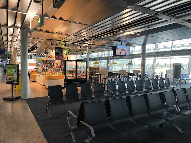 Nuremberg Airport - Nuremberg Airport Flughafenstraße 100, 90411 Nürnberg-Nordwestliche Außenstadt, Germany