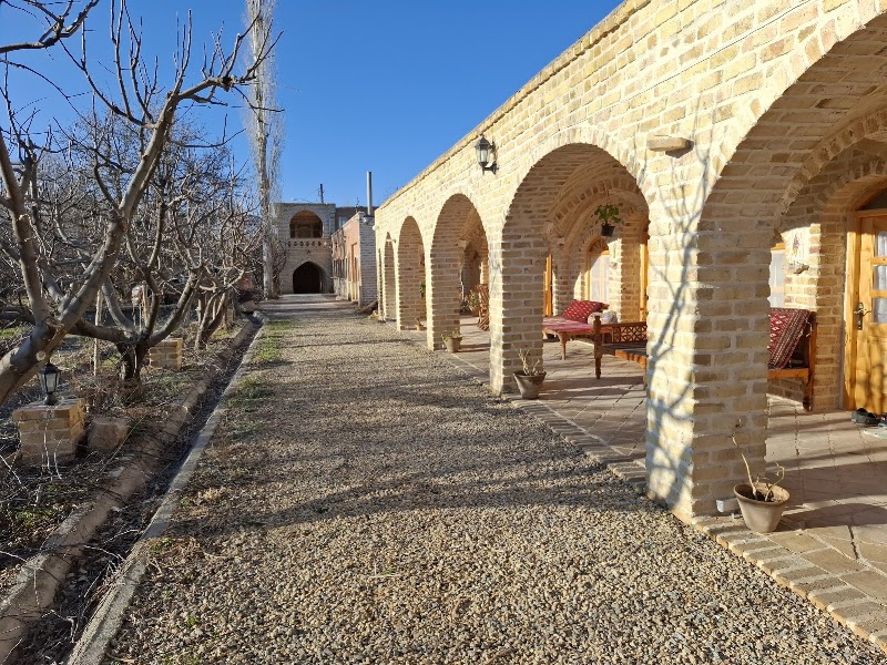 Ilkhani Amir ecotourism residence - Ilkhani Amir ecotourism residence, CQJX+J6X, Soltaniyeh, Zanjan Province, Iran