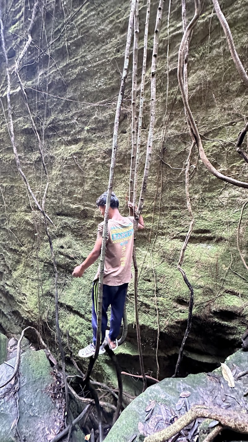Mawlyngbna Adventure Guide - Mawlyngbna Adventure Guide, Mawlyngbna, Māwsynrām, Meghalaya 793113, India
