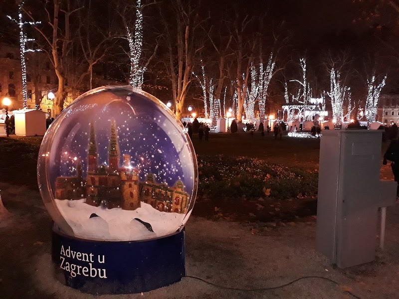 Zrinjevac Park - Zrinjevac Park Zrinjevac 7, 10000, Zagreb, Croatia
