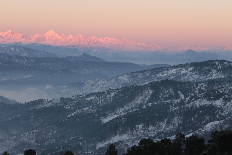 Kausani Best Inn - Kausani Best Inn, KMVN Road, near kendriya vidhalaya, estate, Kausani, Almora, Uttarakhand 263620, India