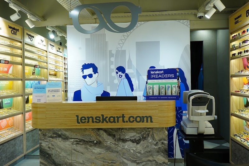 Lenskart.com Flagship Store at Amar Colony, New Delhi (First Lens Replacement Free) - Lenskart.com Flagship Store at Amar Colony, New Delhi (First Lens Replacement Free), C-8, Main Market, Block C, Amar Colony, Market, New Delhi, Delhi 110024, India