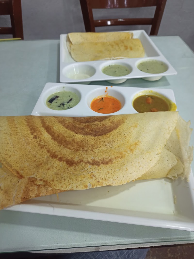 Top Ten Restaurant & Cafeteria - Top Ten Restaurant & Cafeteria Abu Dhabi - Musaffah - Mussafah 32/1 - Abu Dhabi - United Arab Emirates