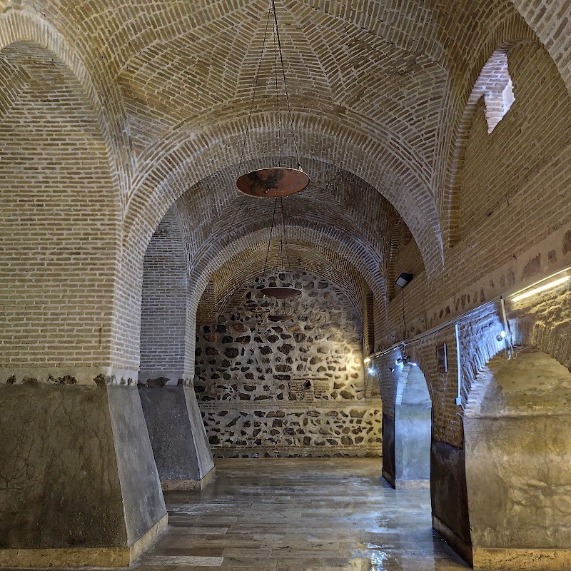 رختشویخانه - رختشویخانه, Zanjan Province, Zanjan, سعدى وسط كوچه ى رختشويخانه, MFCM+FXP, Iran