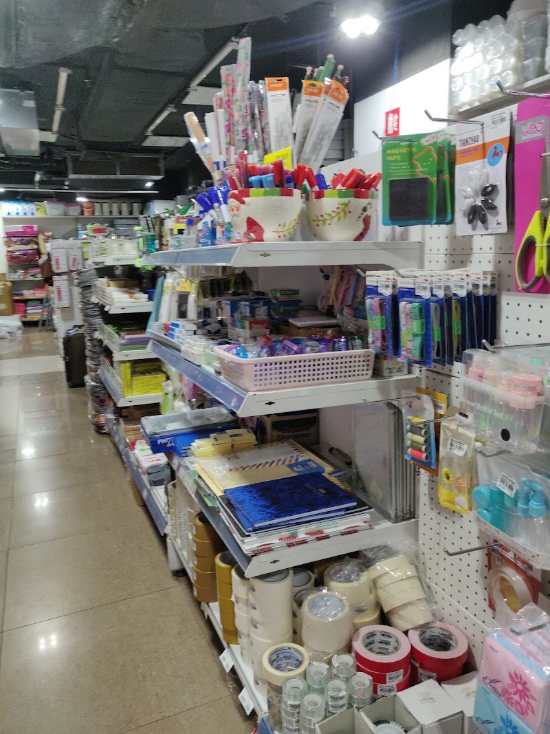 Seven Colours Hypermarket - Seven Colours Hypermarket, 7th Street - 1114 Zayed The First St - Al Zahiyah - E16 - Abu Dhabi - United Arab Emirates