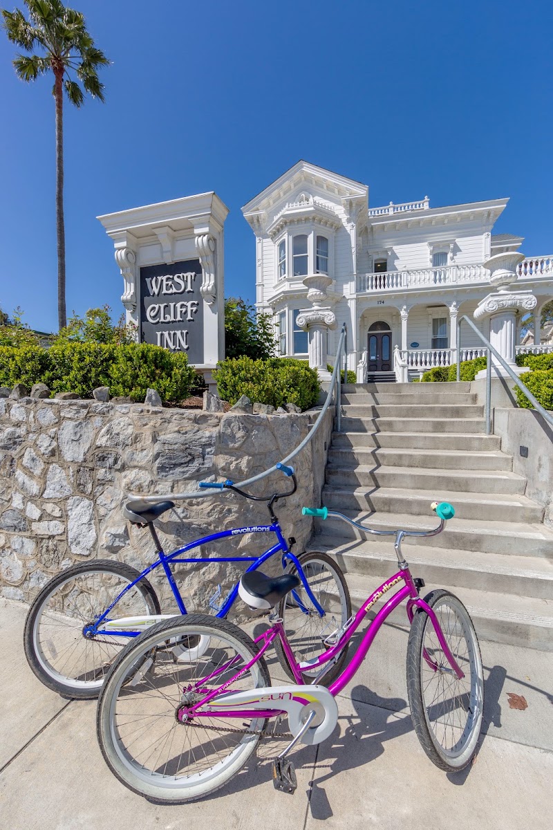 West Cliff Inn, A Four Sisters Inn - West Cliff Inn, A Four Sisters Inn 174 W Cliff Dr, Santa Cruz, CA 95060, USA