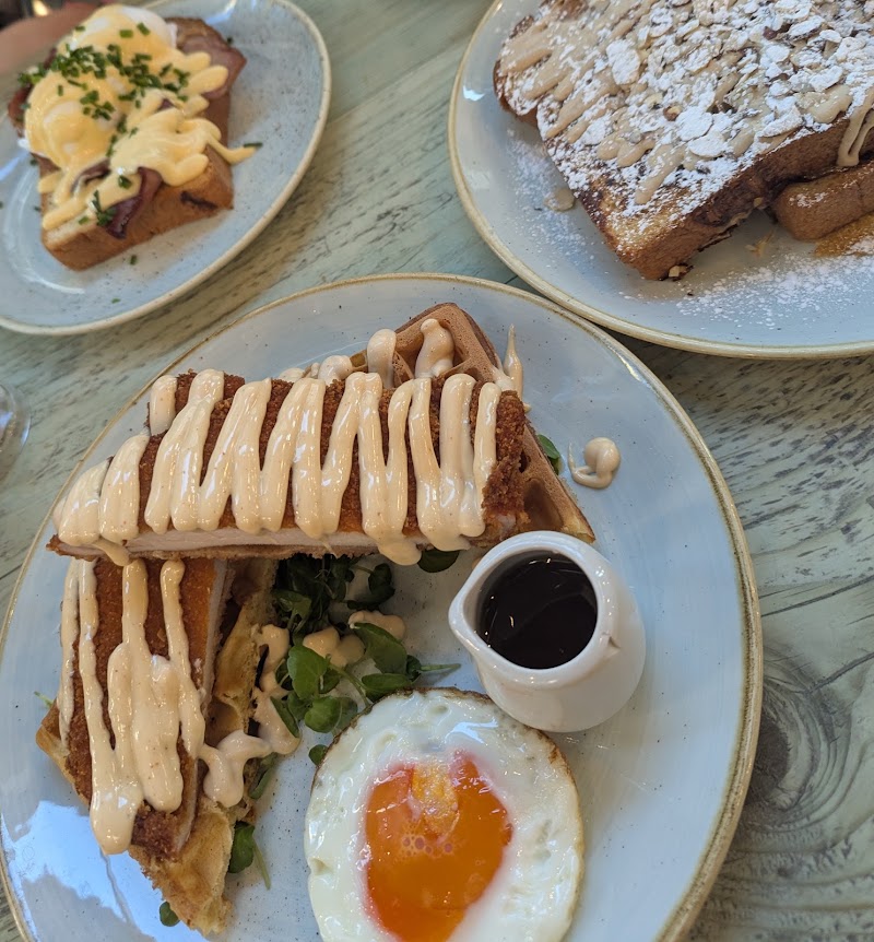 Little Hudson Cafe - Little Hudson Cafe 4 Starboard Way, London E16 2PF, UK