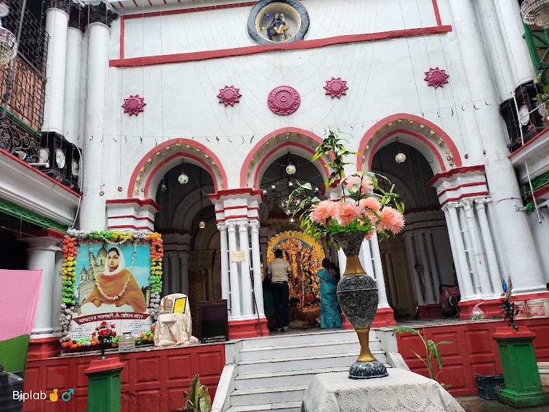 Janbazar Rajbari - Janbazar Rajbari 18/3 Esplanade, 20, Rafi Ahmed Kidwai Rd, Esplanade, Janbazar, Taltala, Kolkata, West Bengal 700013, India
